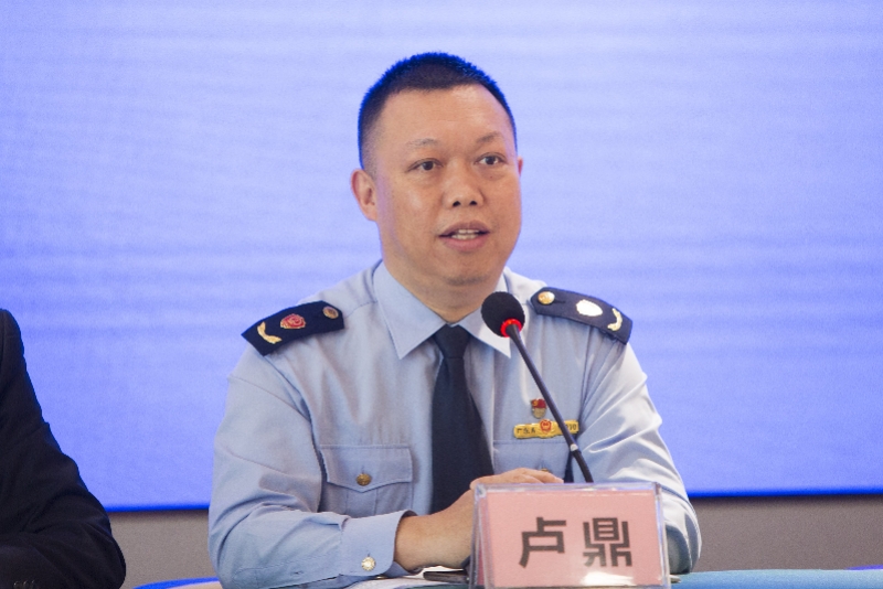 广州番禺提前行动叫停2万人聚餐让两家大型蛇类经营门店歇业