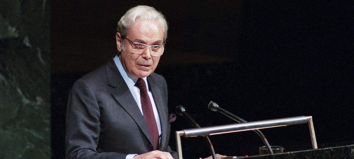 联合国前秘书长佩雷斯·德奎利亚尔去世，终年100岁