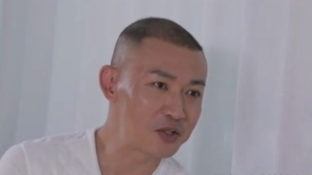 鲁豫有约：聂远称自己适应能力强 为了家人选择低头