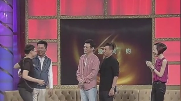 赵宝刚给别的女生买单，宋丹丹：他从来都没给我买过单