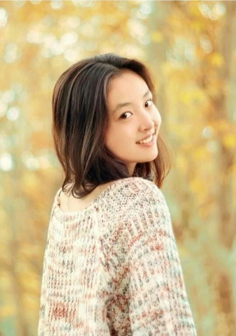 又是一枚男神杀手28岁吴倩就能拥有可爱成18的超能力