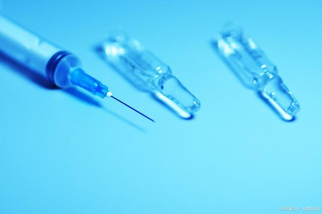 钟南山：美国据说九月份疫苗能用在人身上，中国也差不多