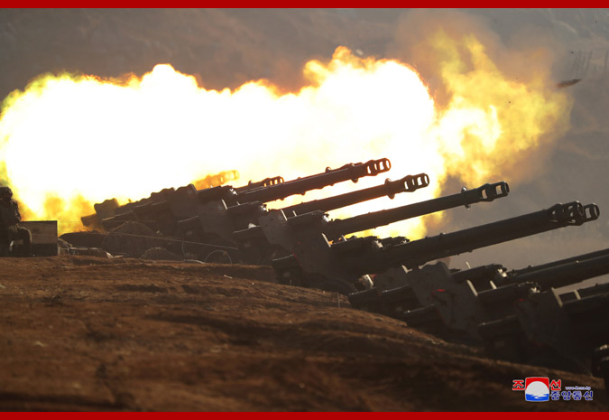 金正恩指导朝鲜人民军进行炮击对抗赛 