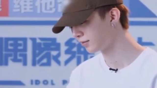 范丞丞和姐姐范冰冰通话 姐弟俩对话要不要太搞笑！