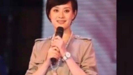 2005年邓超孙俪共同出演电视剧 邓超幽默的个性吸引了她