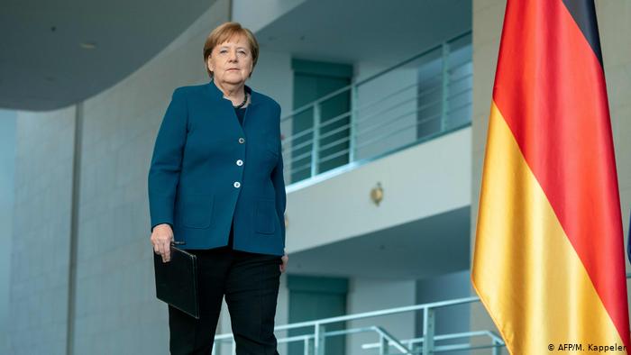 美国新冠肺炎确诊病例超3万 德国总理默克尔自我隔离