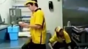 2011年美国上百人感染金黄色葡萄球菌 结果引起食物中毒