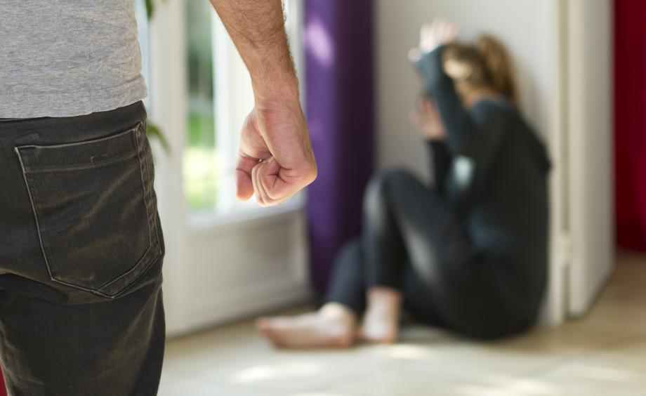居家令期间美国洛杉矶地区家庭暴力事件上升20%