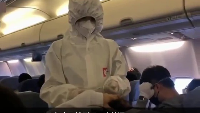 英国记者实拍入境中国经历：他们非常认真对待此事