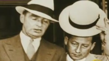 美国实施“禁酒令”期间 黑帮是如何贩卖私酒的？