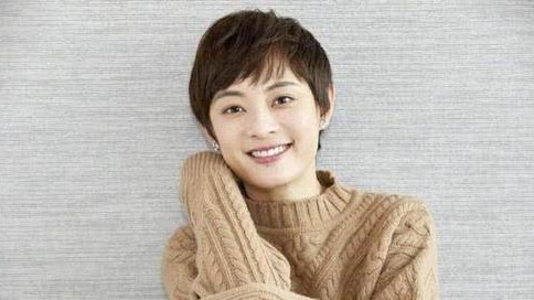 孙俪15岁当上文艺兵，生活状态由此发生了改变