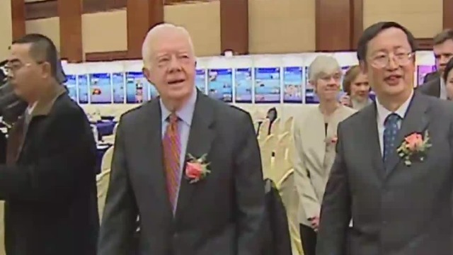 虽然福特也曾在1975年访问中国 但中美关系并未改善