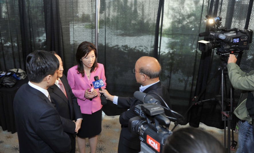 对话硅谷高创会ceo雷虹贸易战和疫情双重灾难下跨境创业公司如何求生