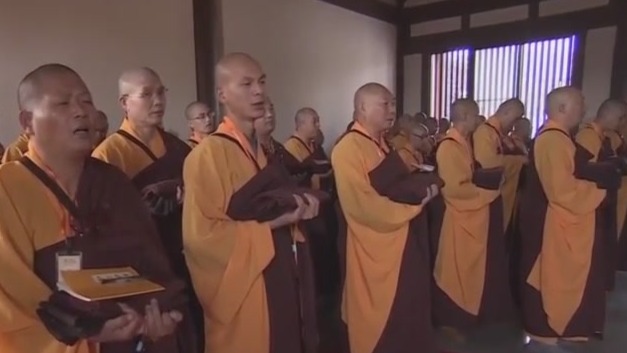 受戒才能成为正式僧尼 法门寺方丈讲述受戒的重要性_凤凰网视频_凤凰网