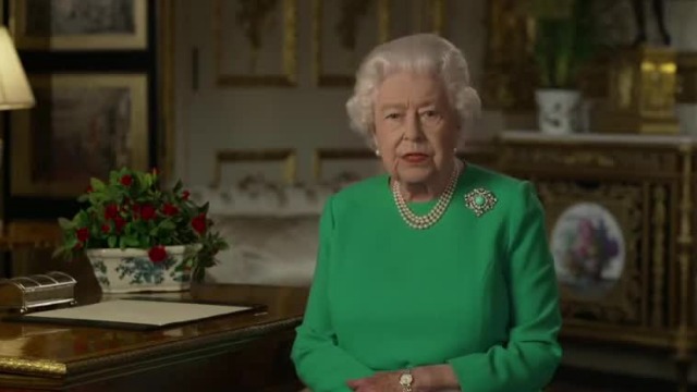 中字全程 英国女王发表疫情期特殊全国讲话