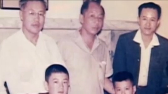 张学良在台湾受到密切监视，很难和拜把兄弟冯庸见面