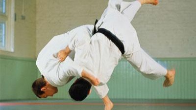 揭秘柔道中著名的送襟绞 十秒钟可让对手昏迷
