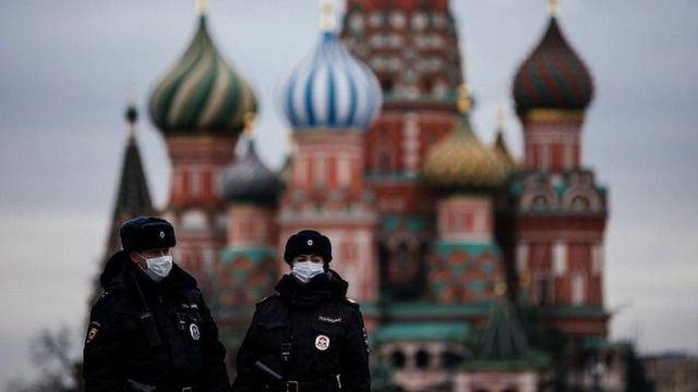 莫斯科面临“纽约式”疫情爆发，俄罗斯启动军事资源抗疫