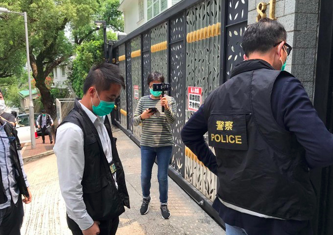 香港警方再度出动拘捕黎智英 涉三宗非法集结