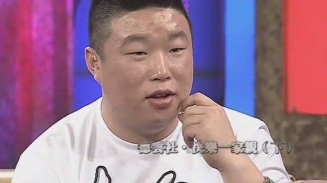 德云社的演员都有什么爱好？烧饼吐槽于谦：连逛三天鸟市都能赶上阴天