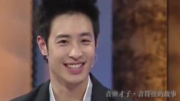 潘玮柏现场聊起父亲坦言父亲比自己又帅又风趣