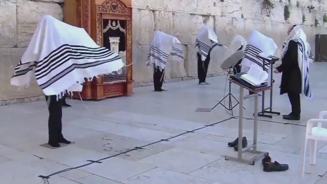 耶路撒冷举行犹太教逾越节祈祷仪式 教徒分散防疫情传播