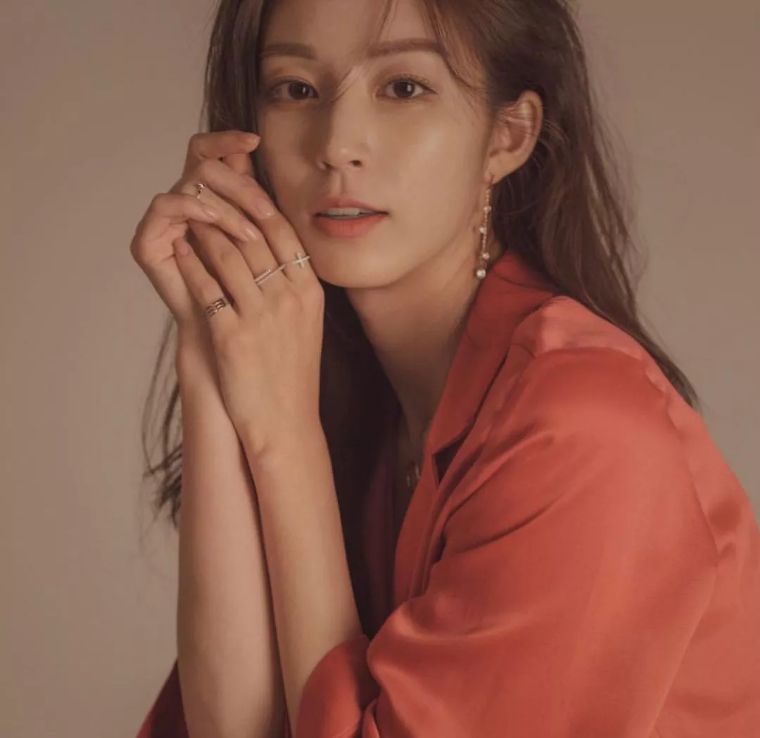 29岁的“韩版张钧甯”成新晋整容模版 凭借好身材高颜值爆红