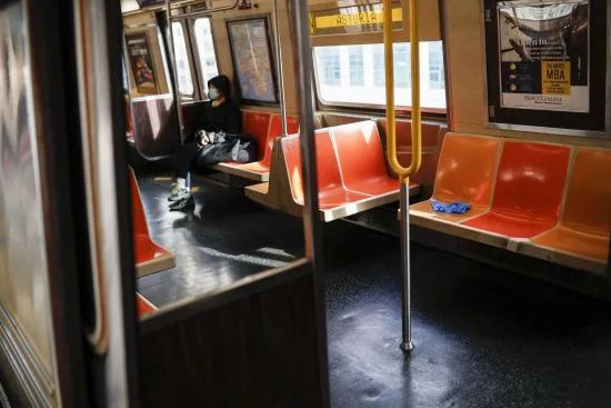 麻省理工报告：纽约市地铁是新冠病毒最大传播者