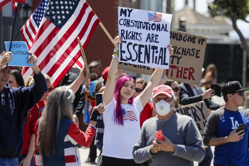 反对“居家令”，美国洛杉矶举行抗议活动