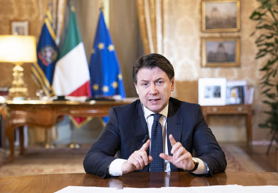 欧委会主席以欧盟名义向意大利道歉 意总理孔特赞赏 