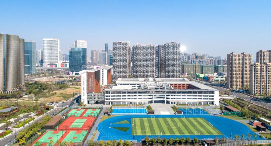 排队长长长长,滨耀城燃爆临平新城!