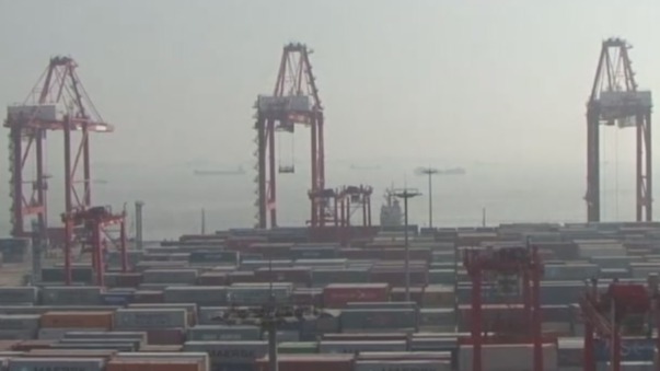 中国启动人民币汇率机制改革 成功消除"双轨制"