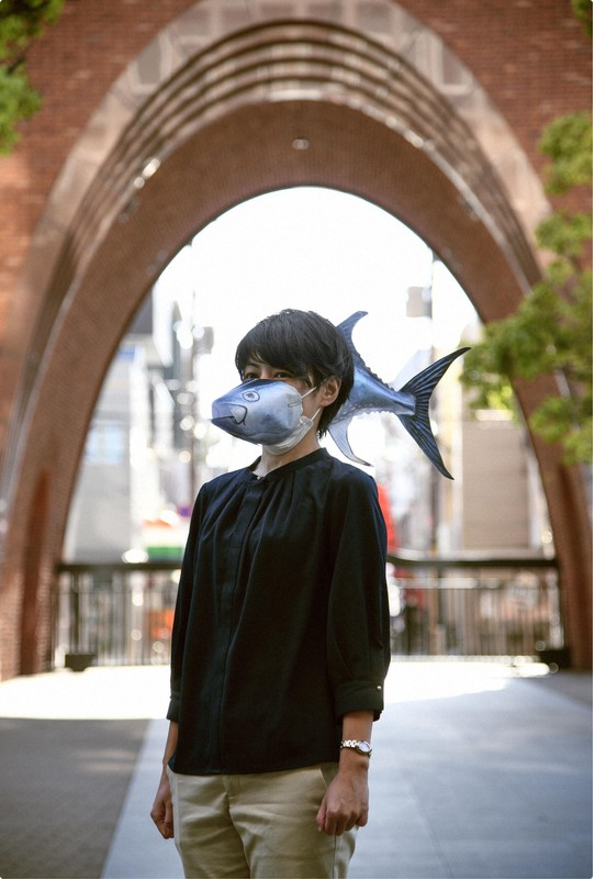 日本“金枪鱼口罩”引热议 网友：写实得让人想保持距离
