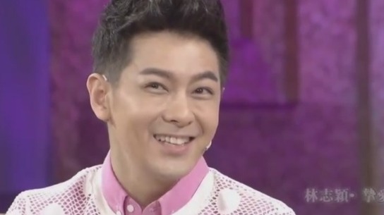 林志颖坦白高中骑摩托被记大过，鲁豫：你爸没打你真是奇迹