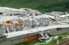 贵港覃塘区应急局：一厂房坍塌， 25人受伤