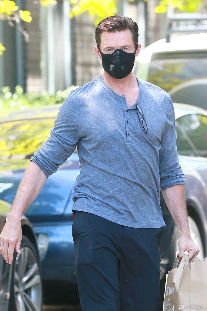 时间2020年5月22日,美国纽约,休·杰克曼(hugh jackma)和家人旅游归来