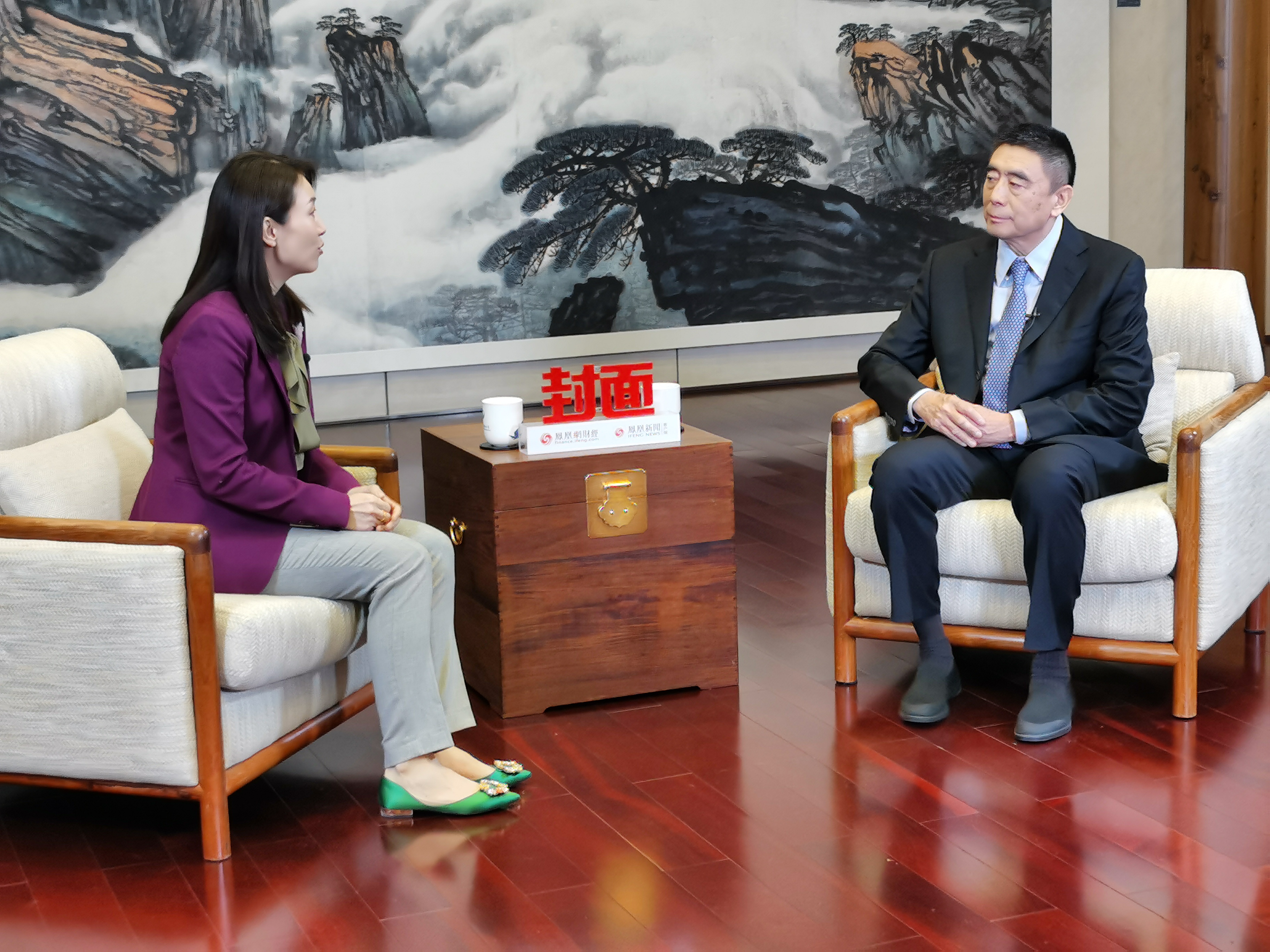 封面|保利徐念沙复盘:一家航母级企业是如何打赢"抗疫战"的?