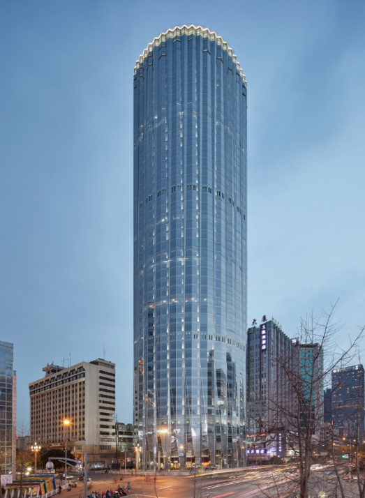 作为成都官方认证的超甲级写字楼,东原sac,屹立于城市中心——天府