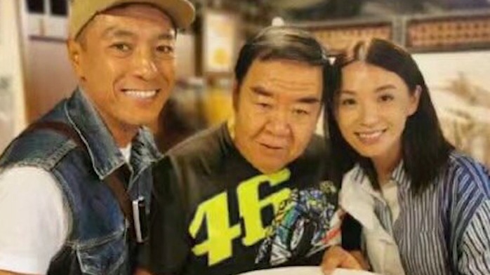 郑则仕69岁生日照曝光，笑容满面状态转好，曾因糖尿病暴瘦30磅