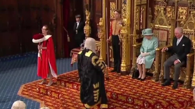 英国修法维护国家安全：抹黑女王可判处10年监禁