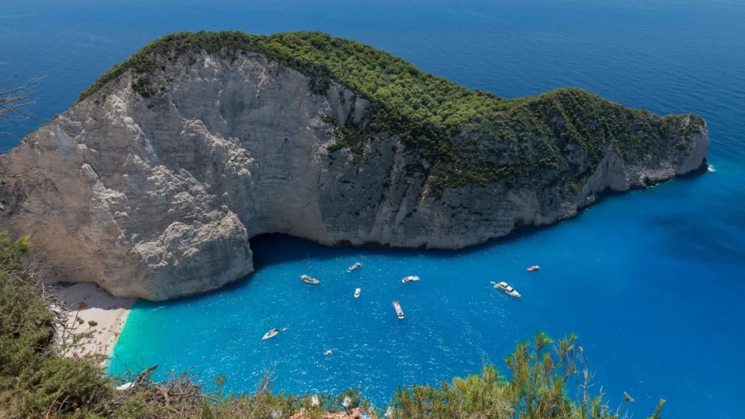 这个欧洲国家宣布"重启旅游",首向中国等19国开放!