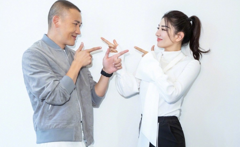 黄奕聂远罕同框,曾合作《上错花轿嫁对郎》_凤凰网娱乐_凤凰网