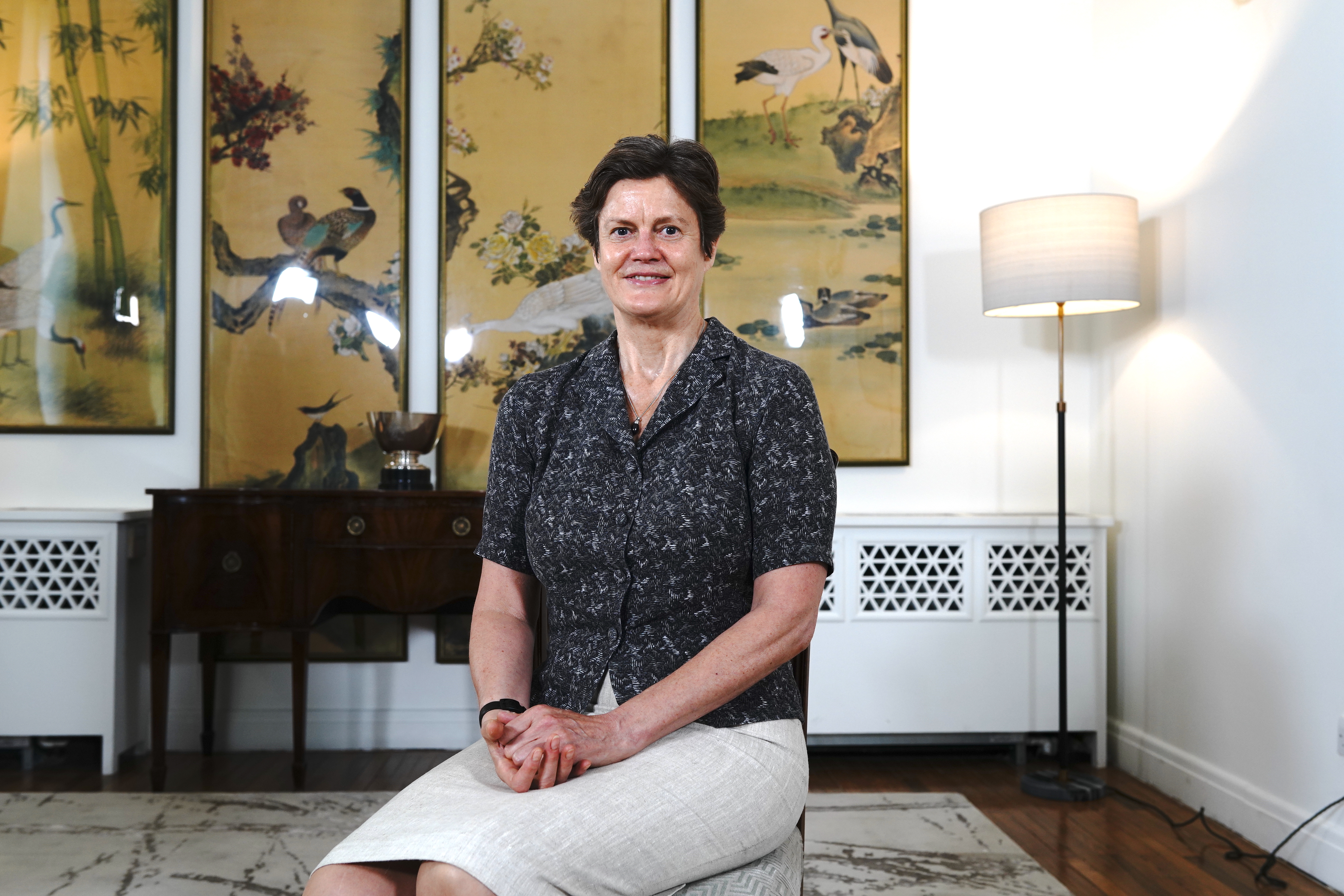 独家 | 美方压力下是否放弃华为?英国驻华大使回应