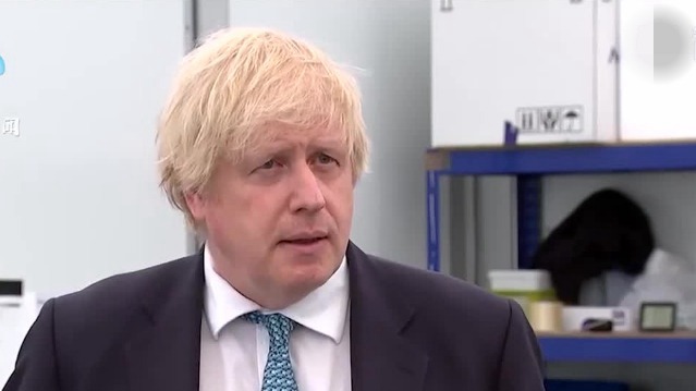 英首相对示威民众放空前狠话：一个也跑不了！