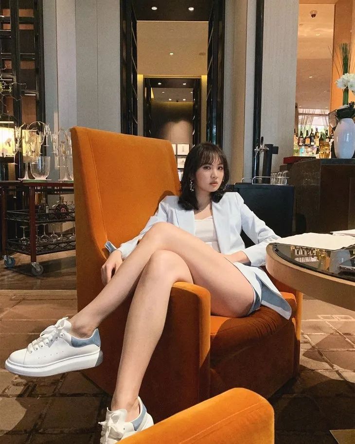 孟晚舟和姚安娜(孟晚舟姚安娜全家福)