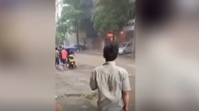 广西防城港一民房发生火灾，致6人死亡（视频）