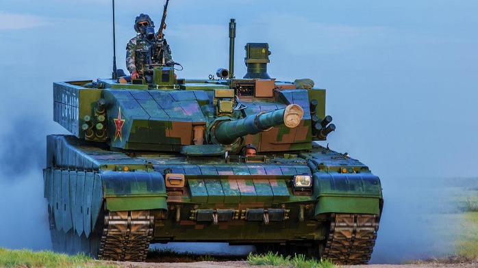 新时代坦克如何保持王者地位？中国99A坦克给出答案，信息化是重点