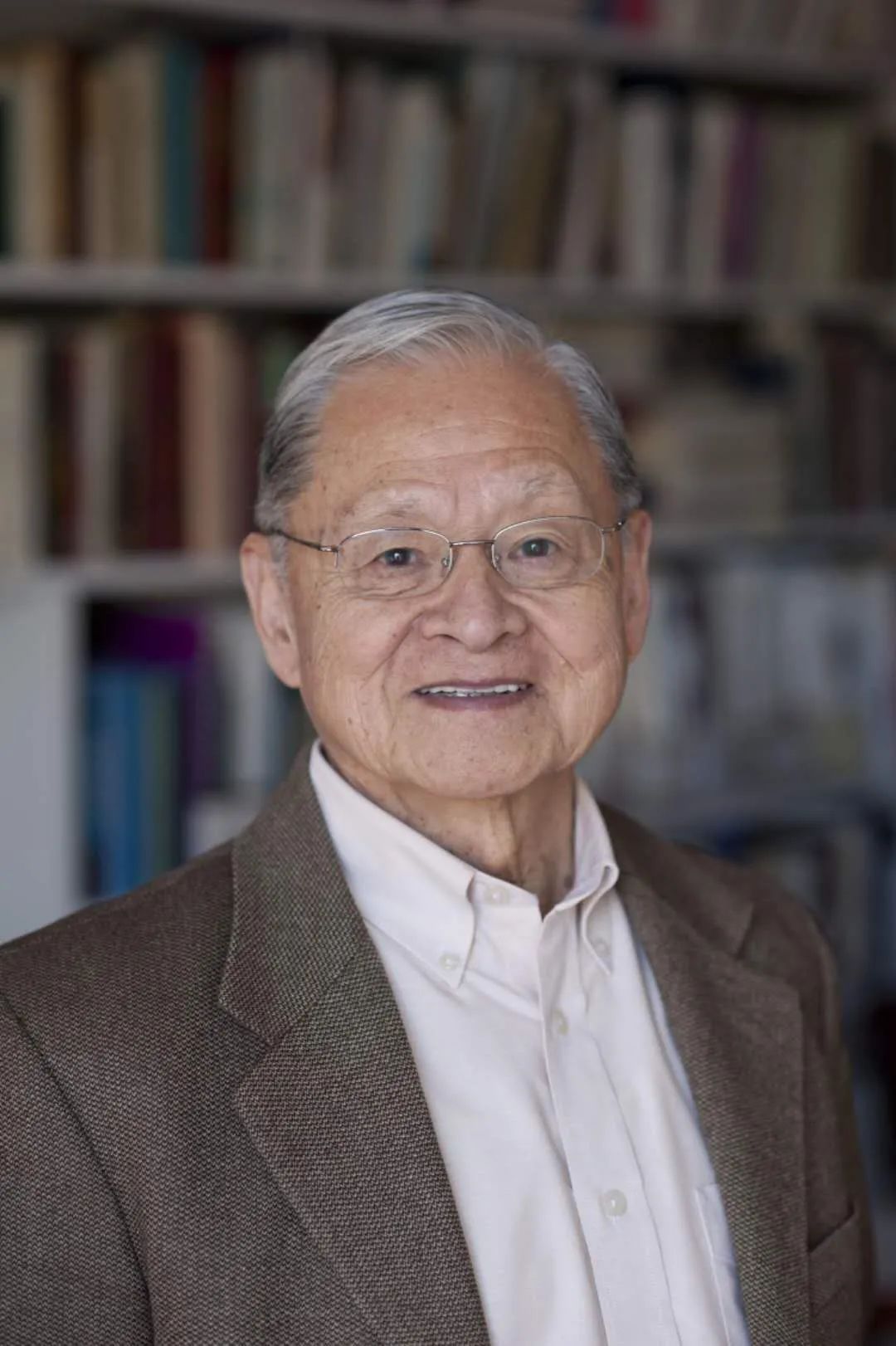 哈佛大学萧庆伦:疫情后中国应加强基本医疗,而非造更多三甲医院