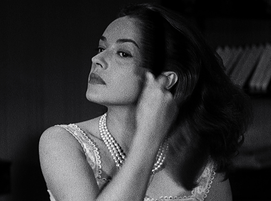 1958年《情人们》中的让娜·莫罗.__凤凰网