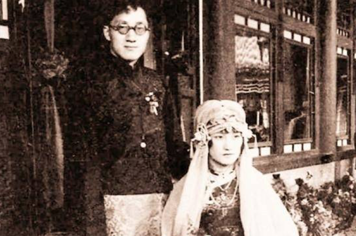 徐志摩简介及照片 6AE7162517227C3A4B648C05452FE4DDA5B3B164_w1230_h816.png